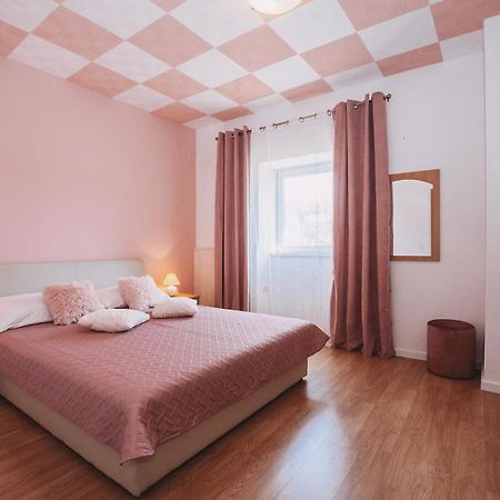Rooms Emilija Božava Buitenkant foto