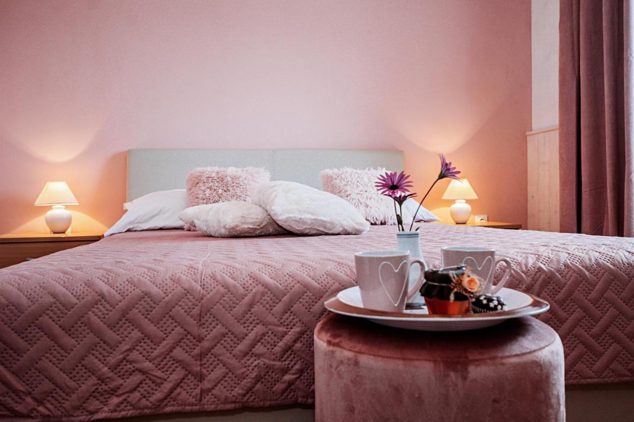 Rooms Emilija Božava Buitenkant foto