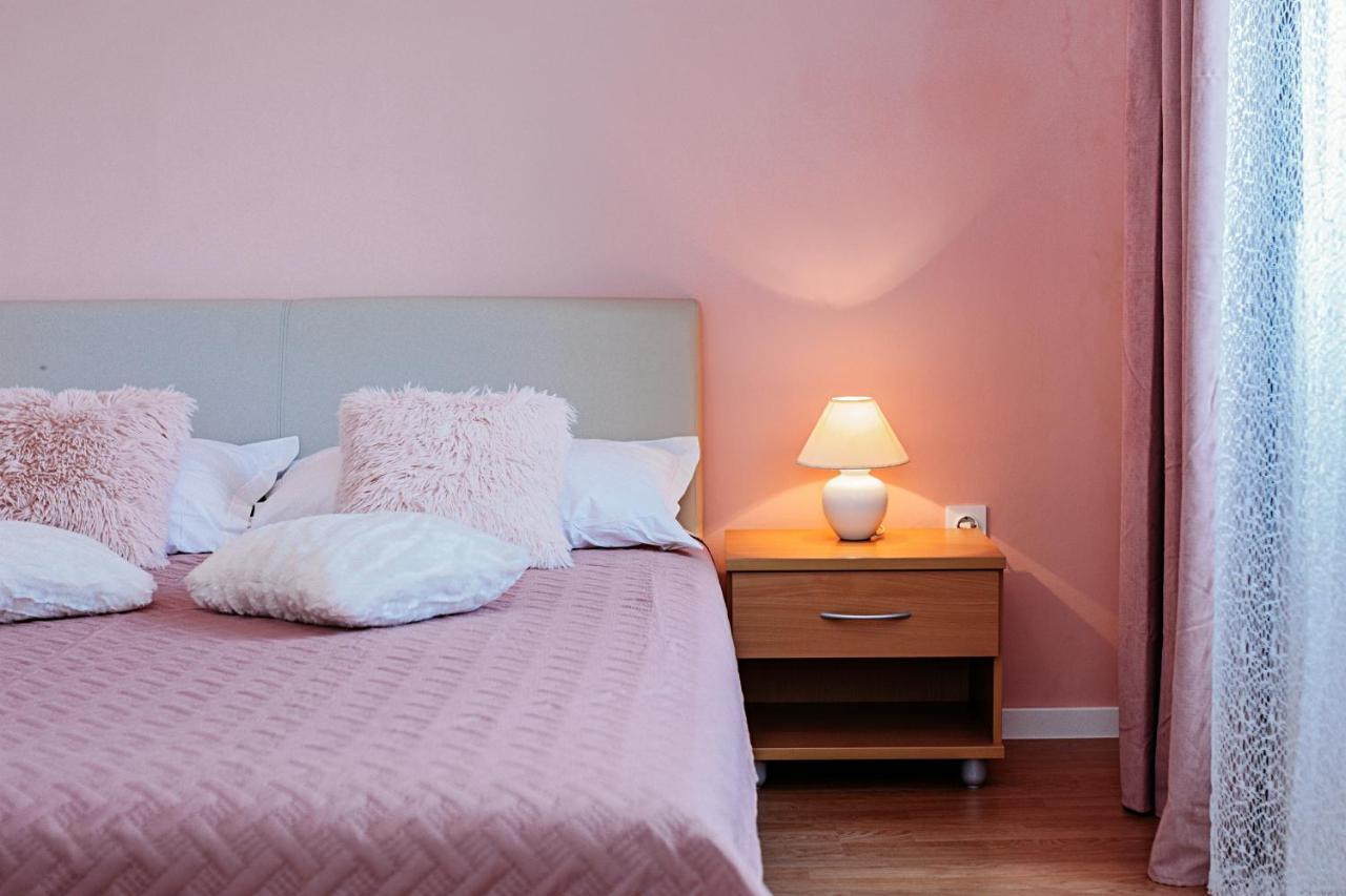 Rooms Emilija Božava Buitenkant foto